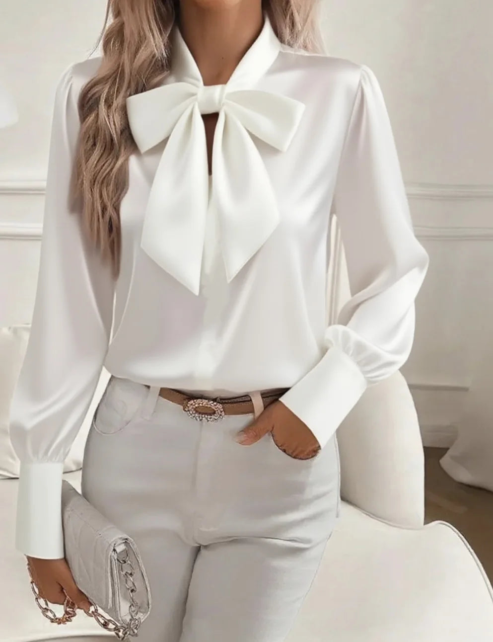 Blusa holgada con lazo elegante